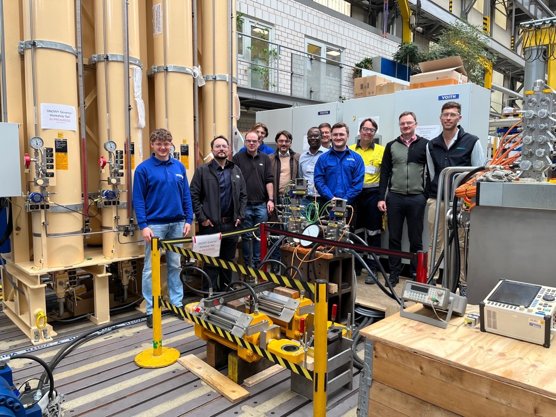 The joint team from Voith and the customer: Successful integrated FAT for Units 5 and 6 governors at the Heidenheim workshop. The joint team from Voith and the customer: Successful integrated FAT for Units 5 and 6 governors at the Heidenheim workshop.