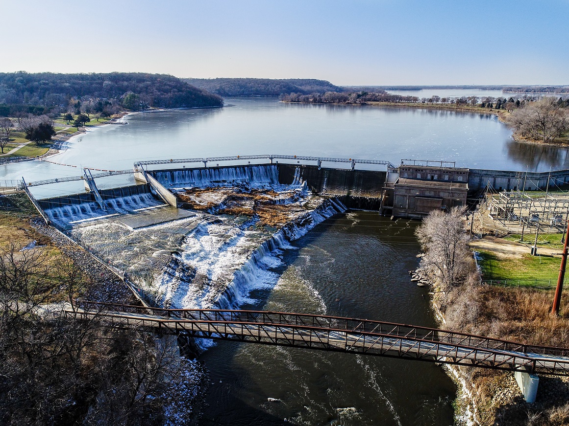 Dakota County, Minnesota, recently awarded Voith Hydro North America with a contract to replace 100-year-old power-generating turbines at Lake Byllesby Dam.