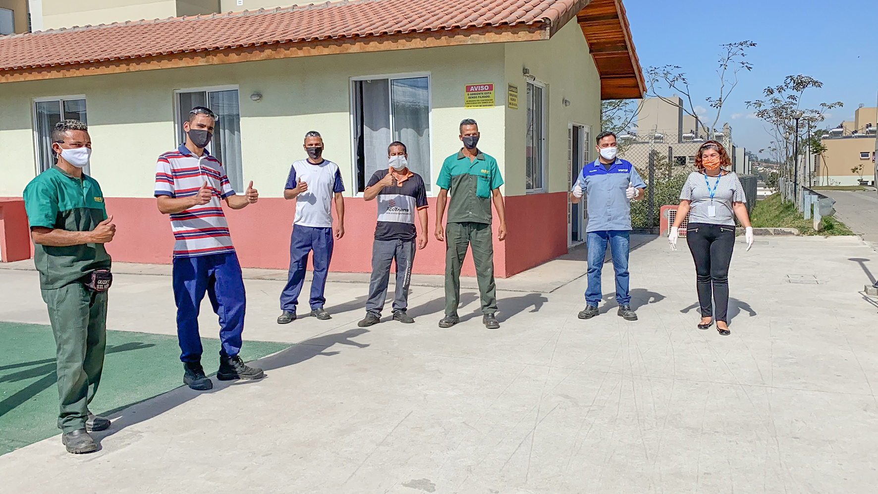 One more duty accomplished: the donation of the 4 tons of food joins another initiative of the Group, since in April this year, more than 10,000 two-layer TNT surgical masks were delivered to the Taipas General Hospital, in the region, in addition to the more than 15,000 given to the company’s employees.