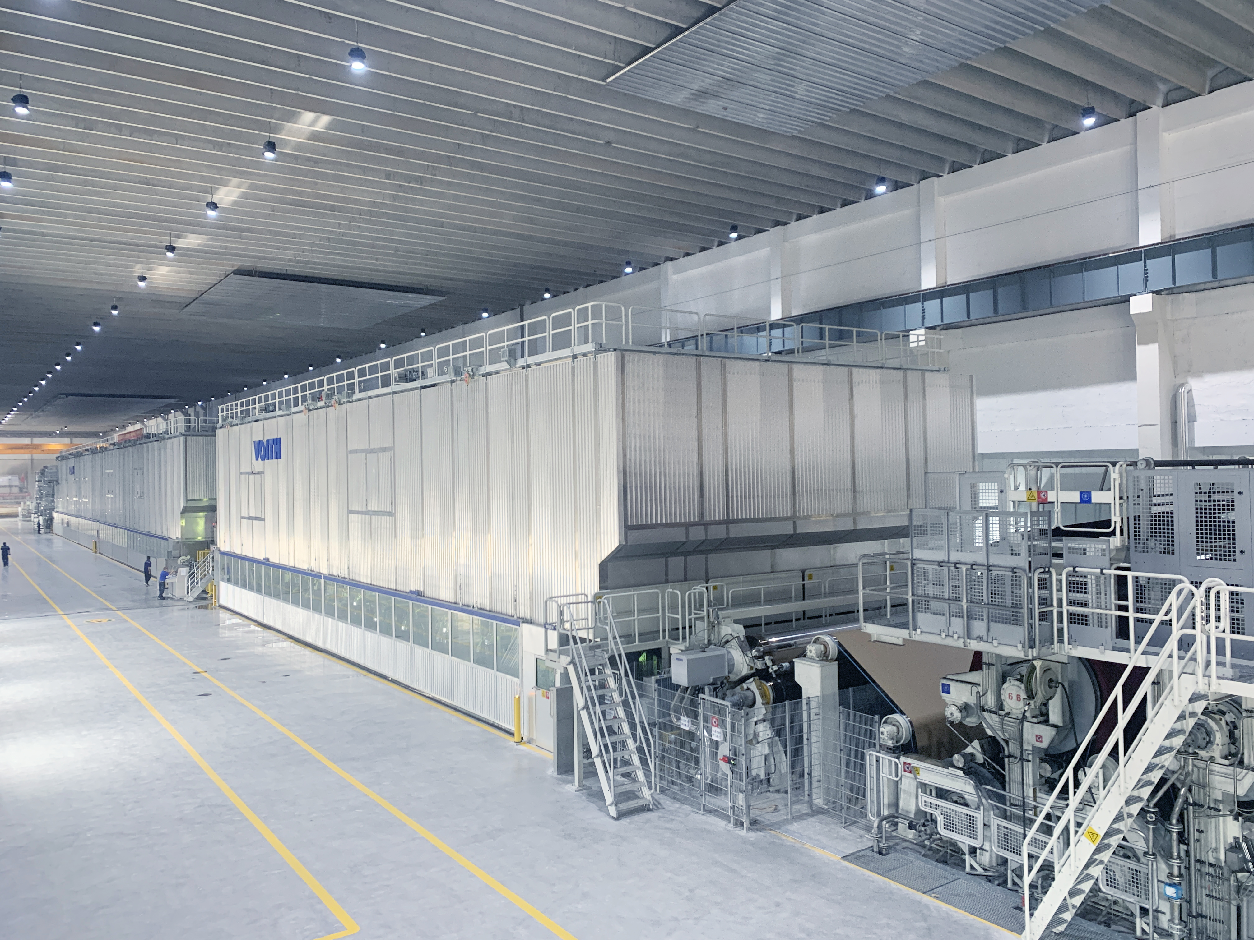 Voith supplied the latest technologies for highly efficient production.