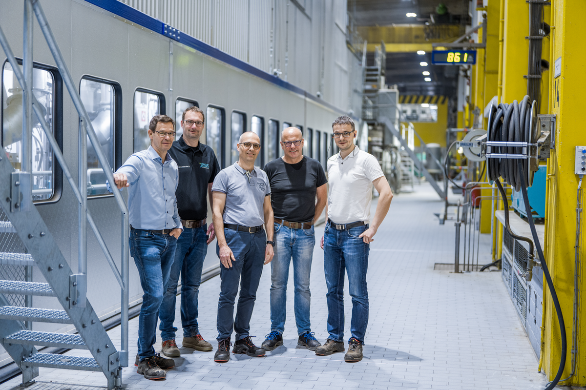 After successful rebuild: (from left to right) Philipp Katz, Stefan Kress, Oliver Meeß, Christoph König and Markus Luther at the PM 3 at Jass in Fulda.